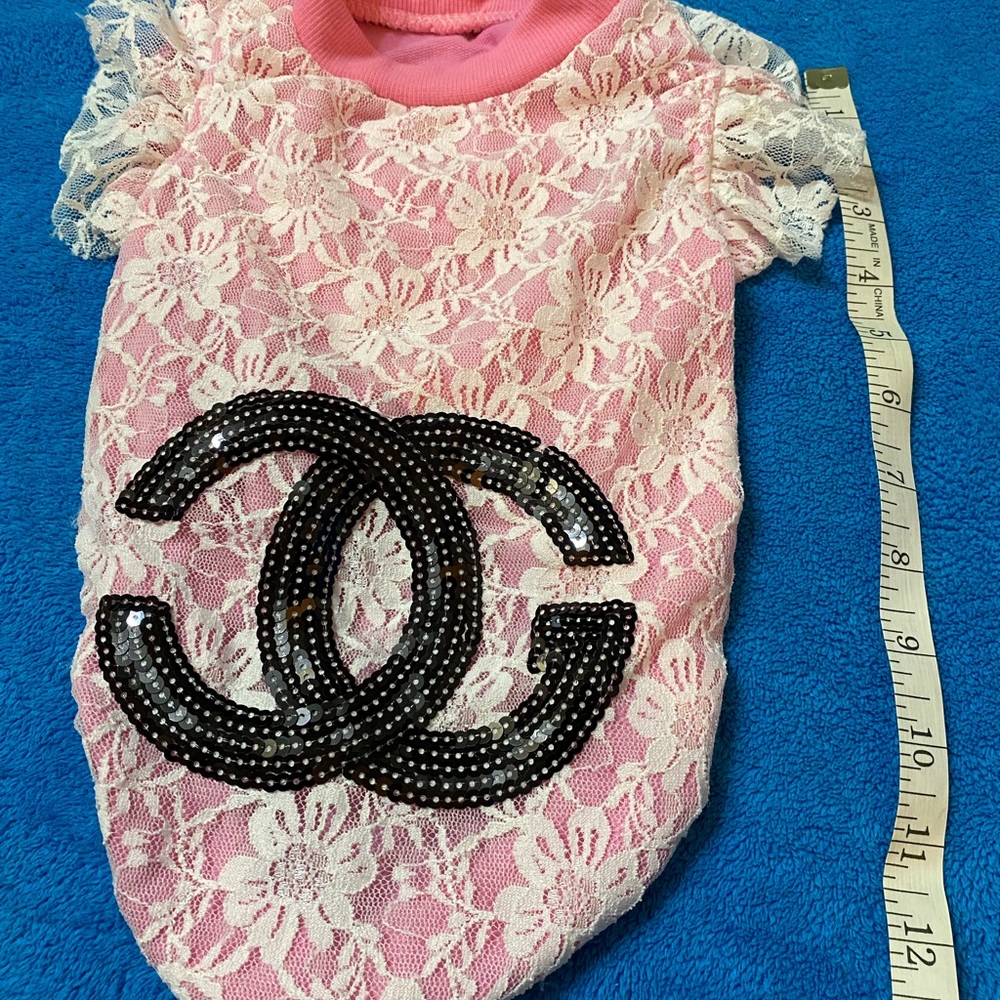 ❤️ 3 for $20 ❤️ pink w/ white lace CC logo